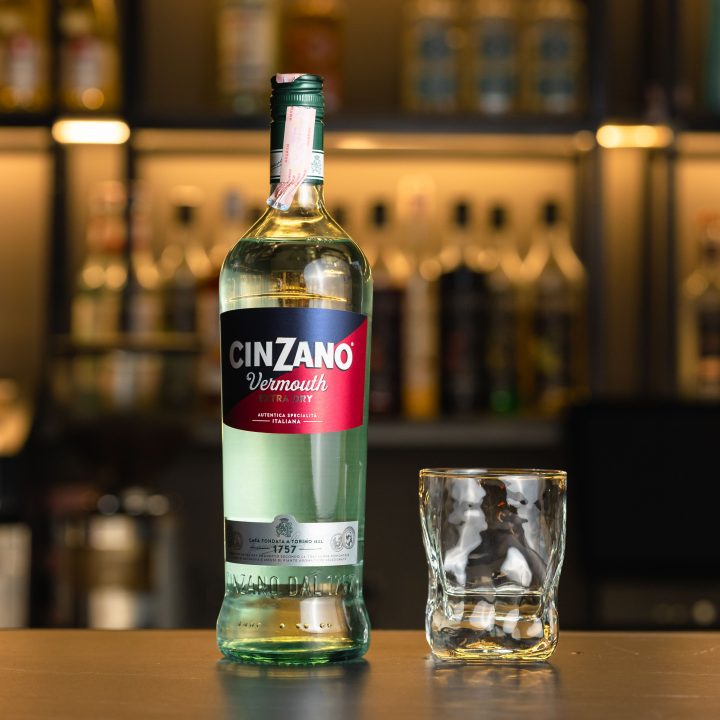 Вермут «Chinzano Extra Dry»